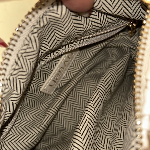 Urban Expresssions creamy white leather Demi bag with gold hardware ⭐️ - Picture 3 of 4